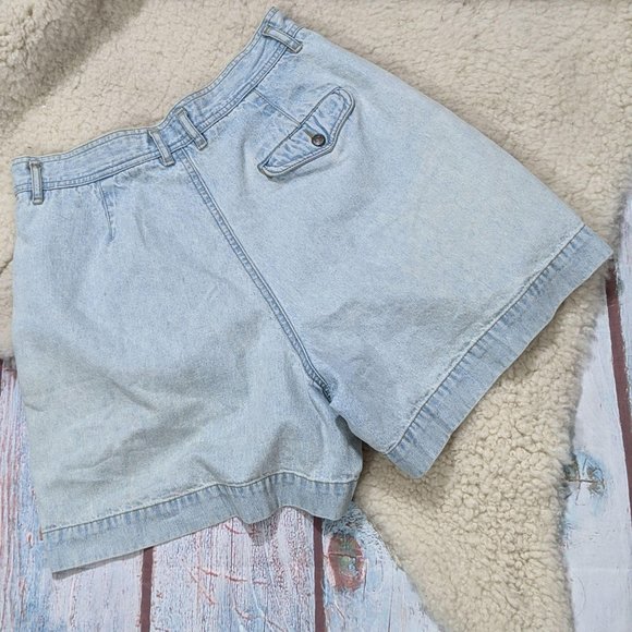 Vintage 90s High Waisted Mom Shorts Light Wash 12P - Picture 2 of 6